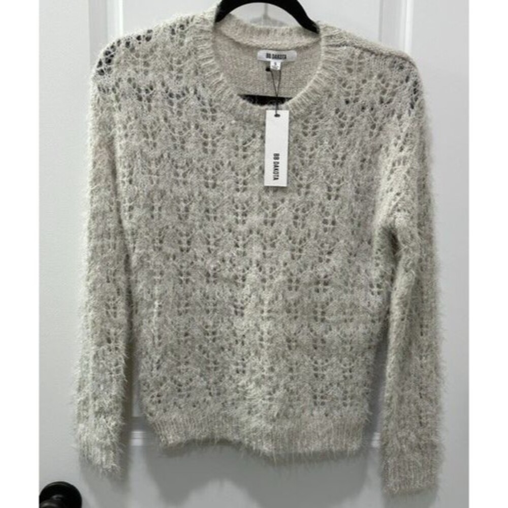 BB Dakota NWT Gray Fuzzy Eyelash Knit Sweater Open Lace Sleeves Size S